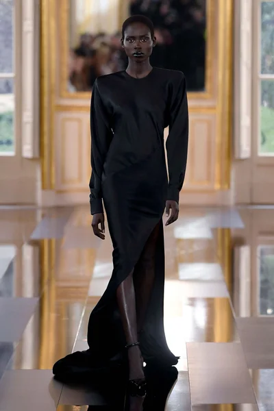 Look 52